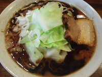 「とんこつらー麺 大盛」@らー麺屋台 骨のzuiの写真