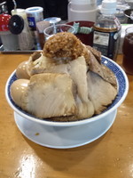 「かつおラーメン　バカ豚」@山勝角ふじ 新松戸店の写真