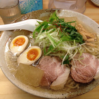 「冷やしらーめん」@中村商店 高槻本店の写真