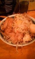 「小汁なし７３０円チーズ８０円味玉はＹＷサービス」@豚星。の写真