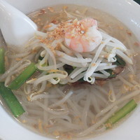 「越南湯麺(ﾍﾞﾄﾅﾑﾌｫｰ・塩)￥924（税込）」@百香亭 牛久店の写真