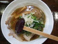 「ﾈｷﾞ玉ﾁｬｰｼｭｰ麺+ﾒﾝﾏ(ｸｰﾎﾟﾝ)750円」@麺場 風麟の写真