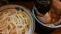 「つけ麺＋チャーシュー増し」@兎に角 松戸店の写真