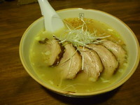 「ちゃーしゅー麺＋白飯」@らー麺とご飯のたかぎの写真