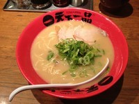 「こってり中華そば 並」@天下一品 新宿西口店の写真