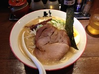 「豚らーめん」@らーめん よし丸の写真