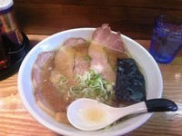 「塩チャーシュー麺」@上州地鶏ラーメン 翔鶴の写真