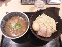 「特製鶏白湯煮干しつけ麺（並）」@らーめん 稲垣の写真
