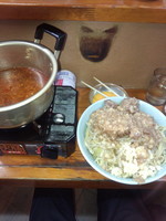 「ラーメン、生卵、火山」@ラーメン富士丸 板橋南町店の写真