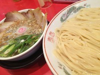 「つけそば 大盛 980円 (黒豚煮豚 +580円)」@カドヤ食堂 本店の写真