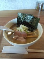 「あごとん醤油ラーメン」@拉麺熱の写真