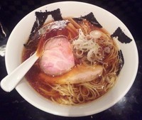 「煮干醤油ラーメン：750円」@666の写真