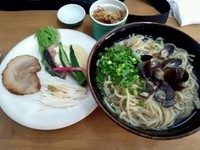 「冷し有楽蕎麦＋冷やし茶碗蒸しセット（大盛）」@MENYA 食い味の道有楽の写真