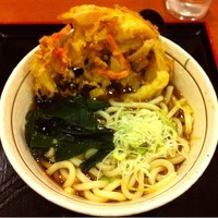 「天ぷら（￥340）」@山田うどん 蒲田店の写真