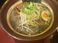 「黒ゴマらーめん」@ラーメン なる木の写真