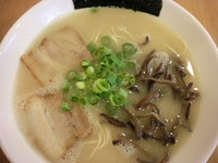 「ラーメン(680円)・バリカタ・替玉(120円)」@博多長浜ラーメン フクフクの写真