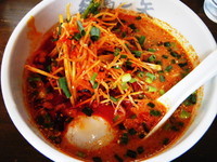 「とんこつ赤ラーメン850円」@麺屋黒田 本店の写真