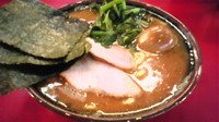 「ラーメン並盛（６５０円）＋味玉サービス」@杉田家 千葉祐光店の写真