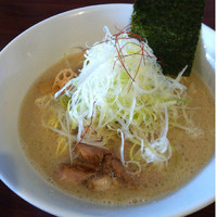 「ネギ塩豚骨」@麺屋 蓮花の写真