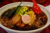 「つったいラーメン（大盛）＋味玉無料」@麺ダイニング ととこの写真