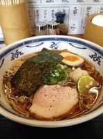 「冷やしラーメン（デフォ）」@自然派ラーメン 神楽の写真