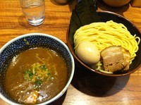 「特製鶏白湯煮干しつけ麺　中盛り」@らーめん 稲垣 ラーメン燈郎店の写真