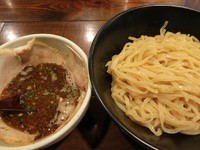 「チャーシューつけ麺　９００円　＋　大盛　１００円」@らーめん Zootの写真