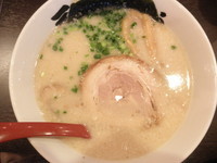 「こってりとんこつラーメン　「650円」」@ラーメンのまめぞう 春日部店の写真