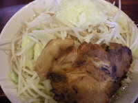 「正油ラーメン【６００円】（メール会員価格）・倍盛【５０円】」@喝力屋の写真