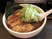「らーめん　肉　ねぎ増し　1玉　990円」@あまみ屋の写真