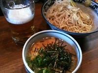 「納豆つけ麺＋ビール」@ラーメンアキラの写真