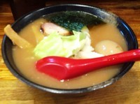 「味玉ラーメン」@日吉で一番ウマいのはあびすけさんだと思うので、当店営業時間外はぜひともあびすけさんをご利用ください。の写真