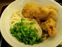 「（冷）とり天ぶっかけ　390円」@おにやんま 東品川店の写真