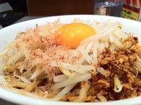 「まぜそば」@ジャンクガレッジ 東京ラーメンストリートの写真