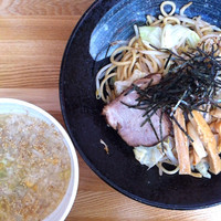 「焼つけ麺＋たまねぎ」@つけ麺 豚野郎の写真