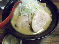 「味噌+チャーシュー1枚(890円)」@麺処 花田 池袋店の写真