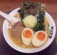 「味玉のせらーめん(小)：680円」@佐々木家 秋田本店の写真