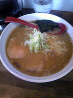 「魚介豚骨ラーメン　大盛」@めん屋 平右衛門の写真