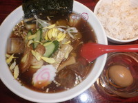 「つったいラーメン（７００円）麦ご飯（５０円）煮玉子サービス」@麺ダイニング ととこの写真