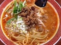 「楽山担担麺＋餃子（750円＋250円）」@楽山担担面 稔台店の写真