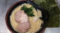 「ラーメン_650円」@横浜家系ラーメン 新宿家 高円寺店の写真