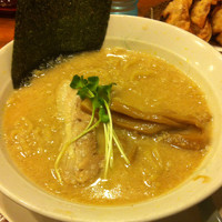 「豚骨ラーメン」@らーめん 雷豚の写真