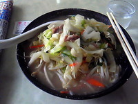 「タンメン￥550＋野菜￥70」@藤山屋の写真