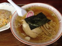 「半チャーハンとラーメンのセット（￥880）」@幸楽の写真