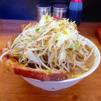 「小豚」@マキシマムザラーメン 初代 極の写真