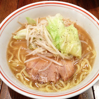 「醤油らぁ麺(700円)」@井之上屋の写真