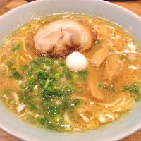 「醤油(太麺)¥700」@ラーメン 多弐家の写真