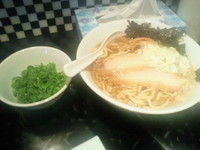 「ニボガッツ(700円)＋九条ネギ(サービス)」@666の写真