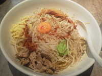 「まぜそば：ニンニク少なめ、特製ラー油あり（大盛り）」@麺処 湊生の写真