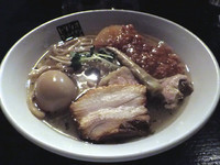 「トリシオ玉（ネギ抜）＋大盛り、850円＋100円」@トリシオブットイメン 井の庄の写真